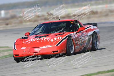 media/Oct-25-2025-CalClub SCCA (Sat) [[34c778dfbe]]/Group 3/Qualifying/